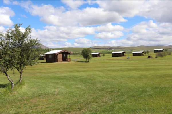 Hotel Hellisholar Cottages (Hlíðarendi)